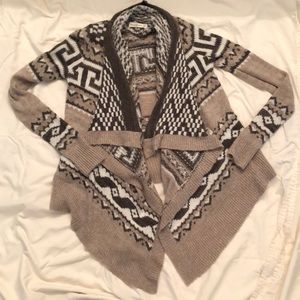 Abercrombie & Fitch Cardigan